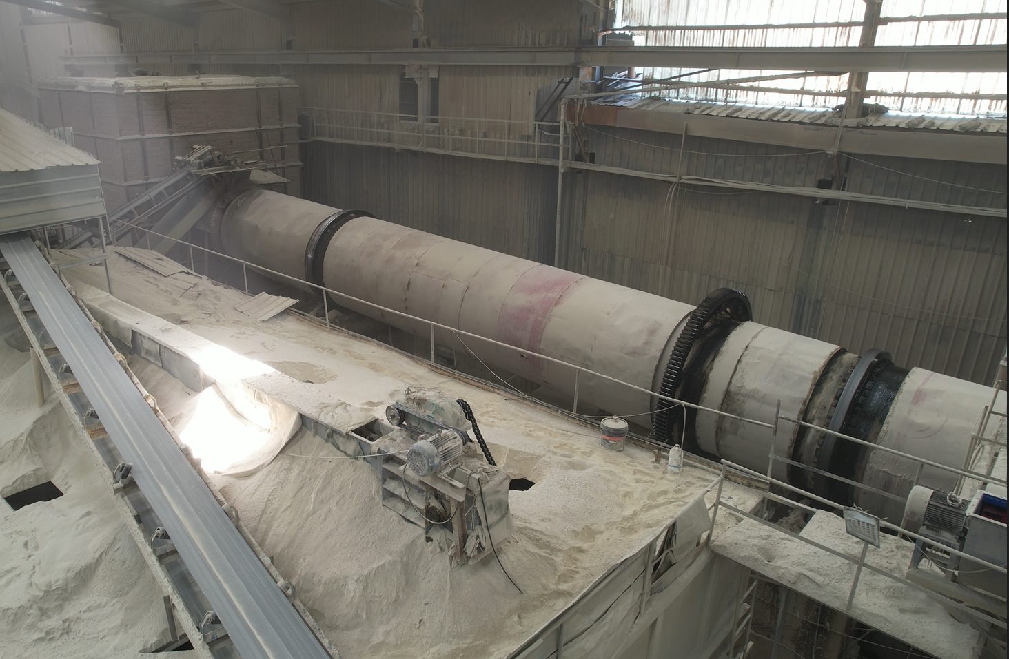 Drying equipment for bentonite cat litter granules