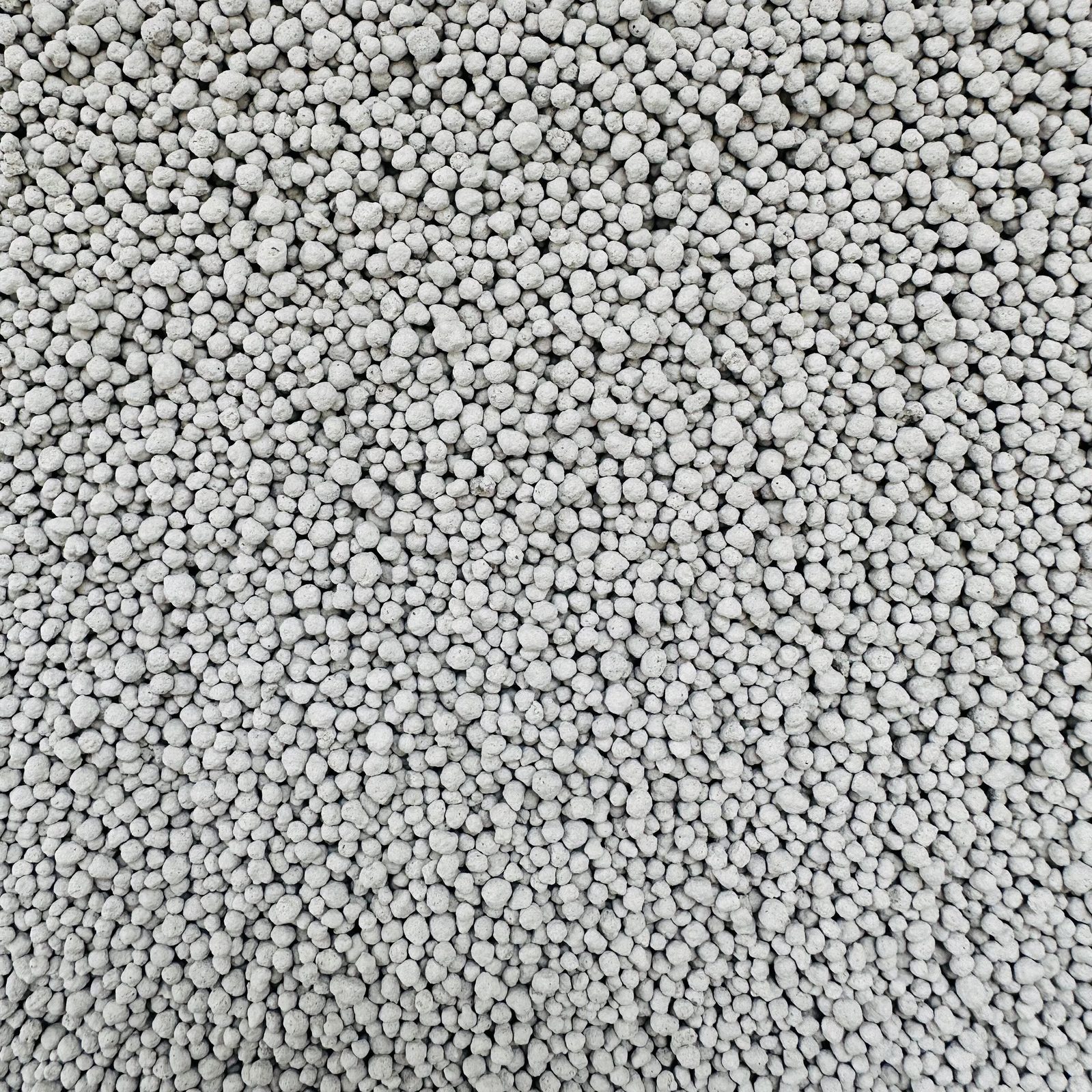 2-3.5mm round bentonite cat litter sand as a non-clumping size route